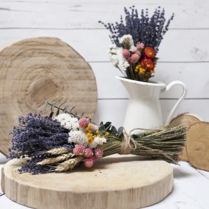 Super blue con perpetuina rosa